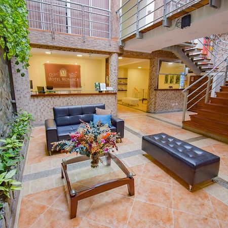 Hotel Monarca Armenia Екстер'єр фото